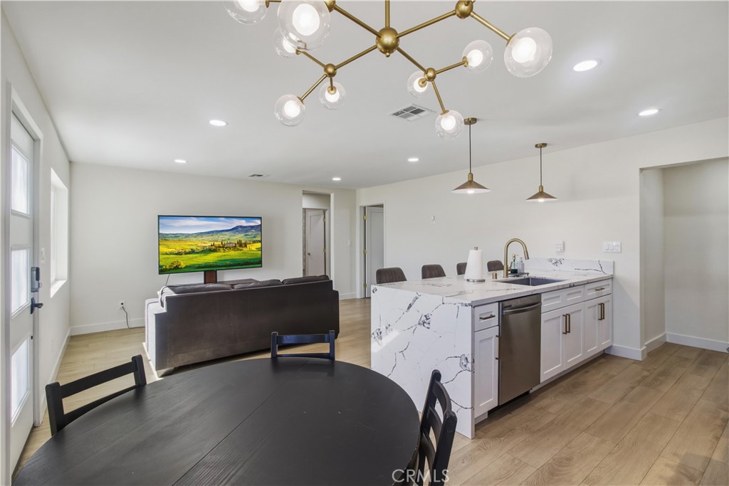 TV digitialy enhanced - 905 E Francis, La Habra CA 90631 - photo 6