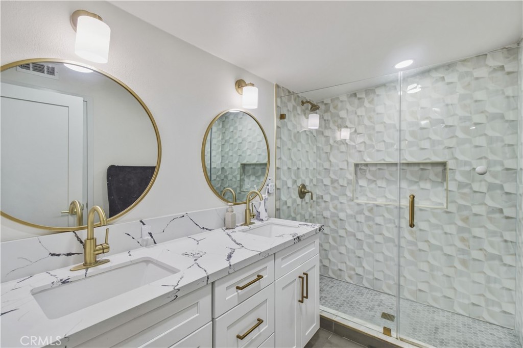 905 E Francis, La Habra CA 90631 - photo 12