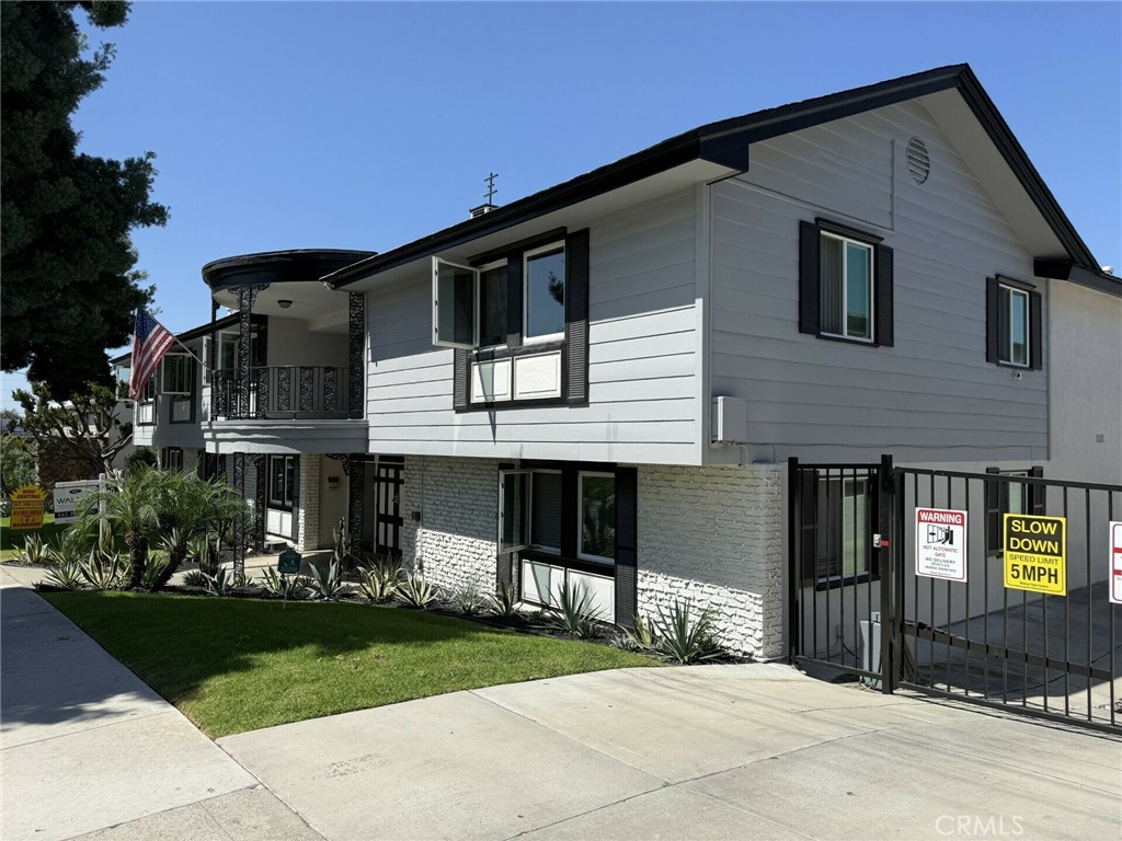 911 N Walnut Street, La Habra CA 90631 - photo 2