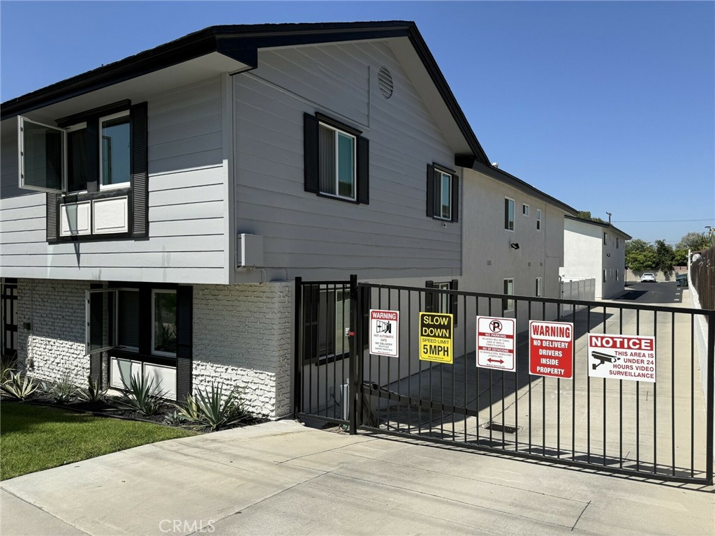 911 N Walnut Street, La Habra CA 90631 - photo 5