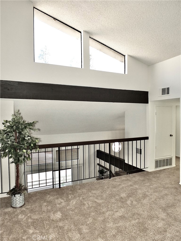 Loft-style en-suite - 949 W Imperial Highway A, La Habra CA 90631 - photo 23