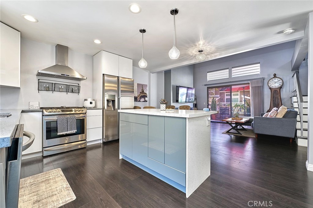 957 W Imperial 30, La Habra CA 90631 - photo 1