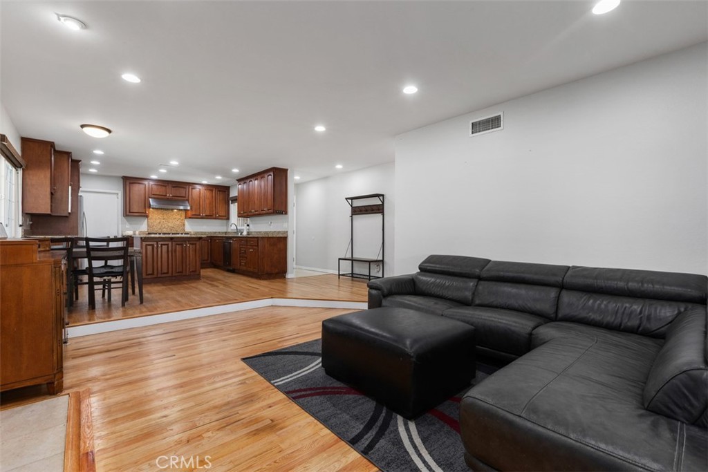 4641 Sharon, La Palma CA 90623 - photo 5