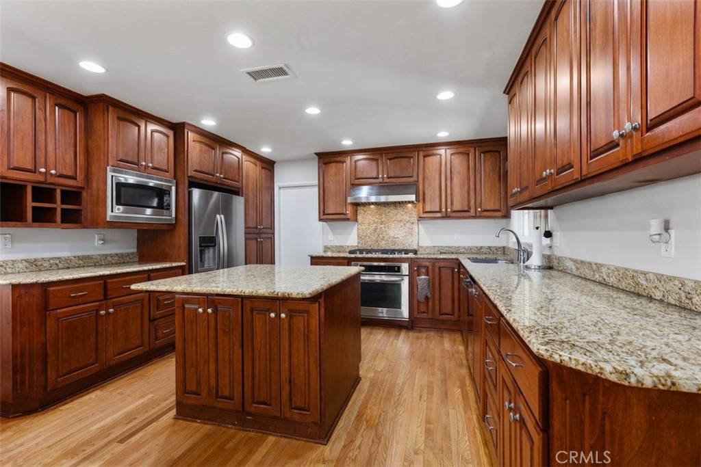 4641 Sharon, La Palma CA 90623 - photo 8