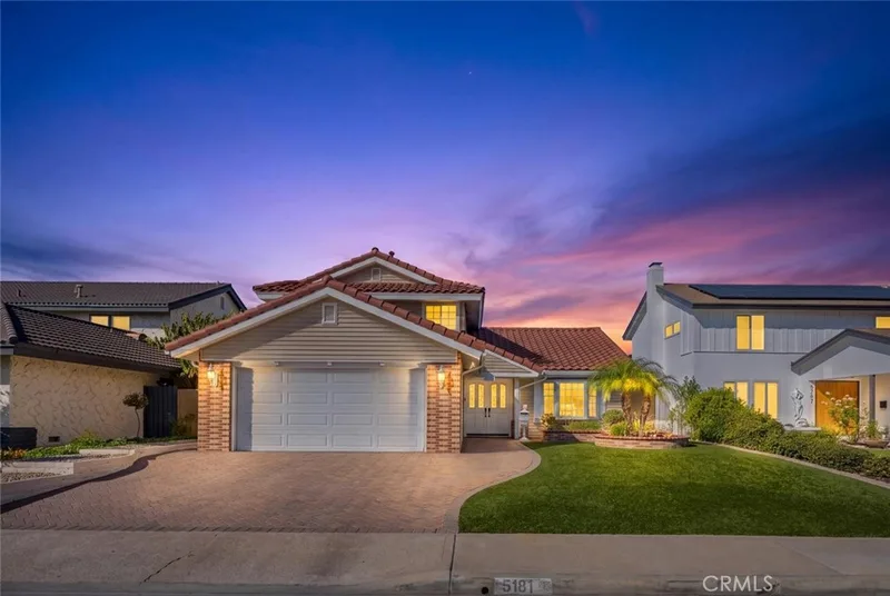5181 Ivywood Drive, La Palma