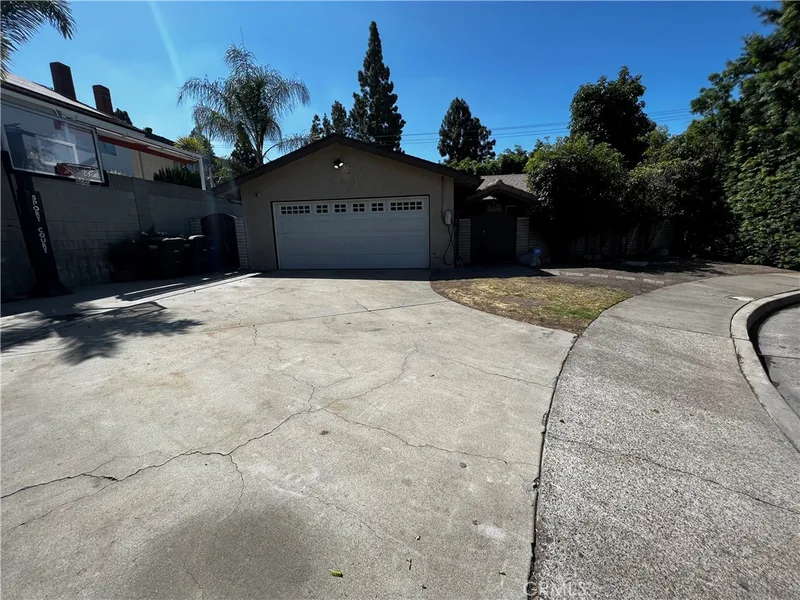 5412 Athens, La Palma, CA 90623
