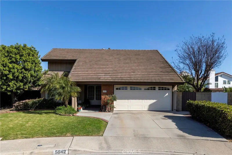 5842 Crestview, La Palma, CA 90623