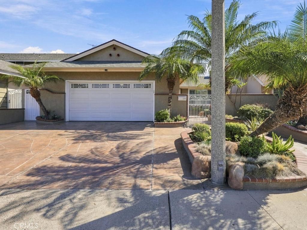 8312 El Pescador, La Palma CA 90623 - photo 2