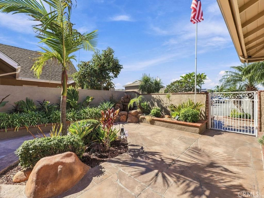 8312 El Pescador, La Palma CA 90623 - photo 3