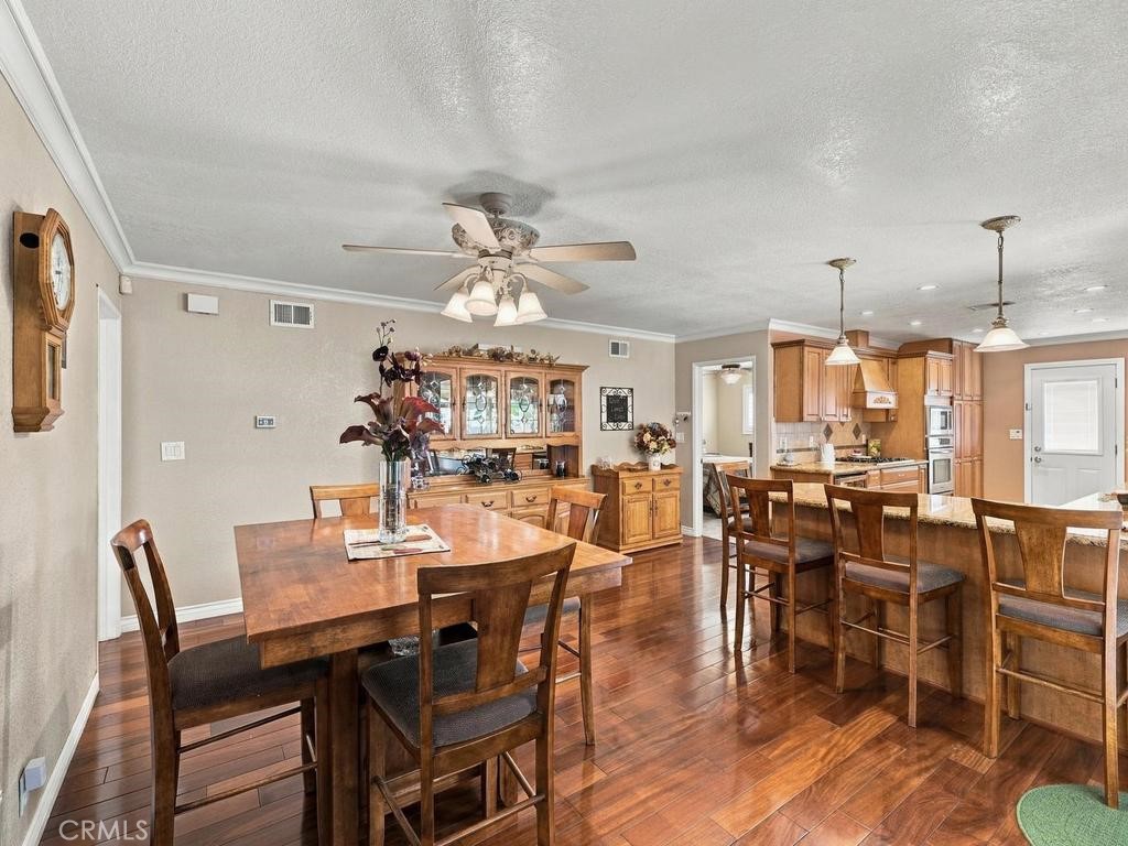 8312 El Pescador, La Palma CA 90623 - photo 11