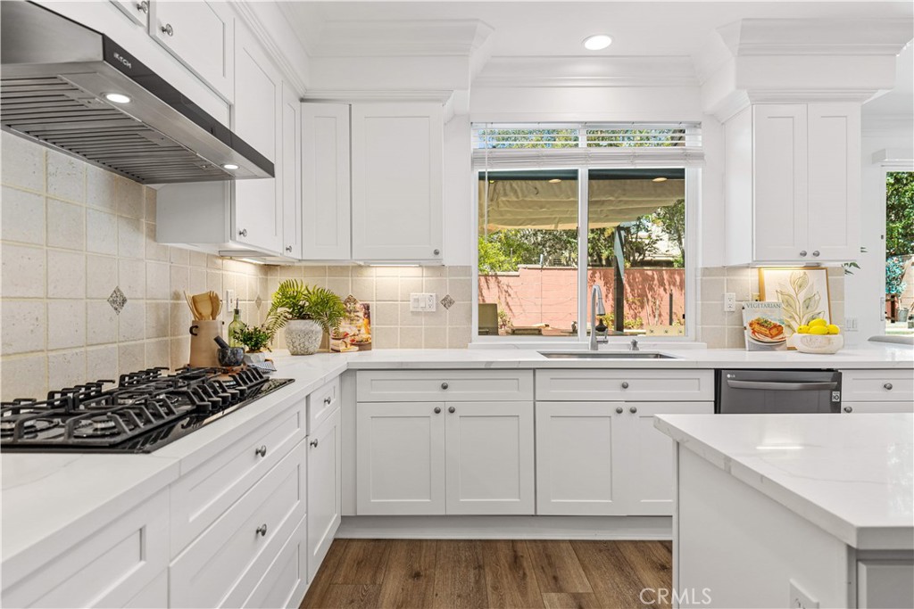 1 Sommerville Pl, Ladera Ranch CA 92694 - photo 16