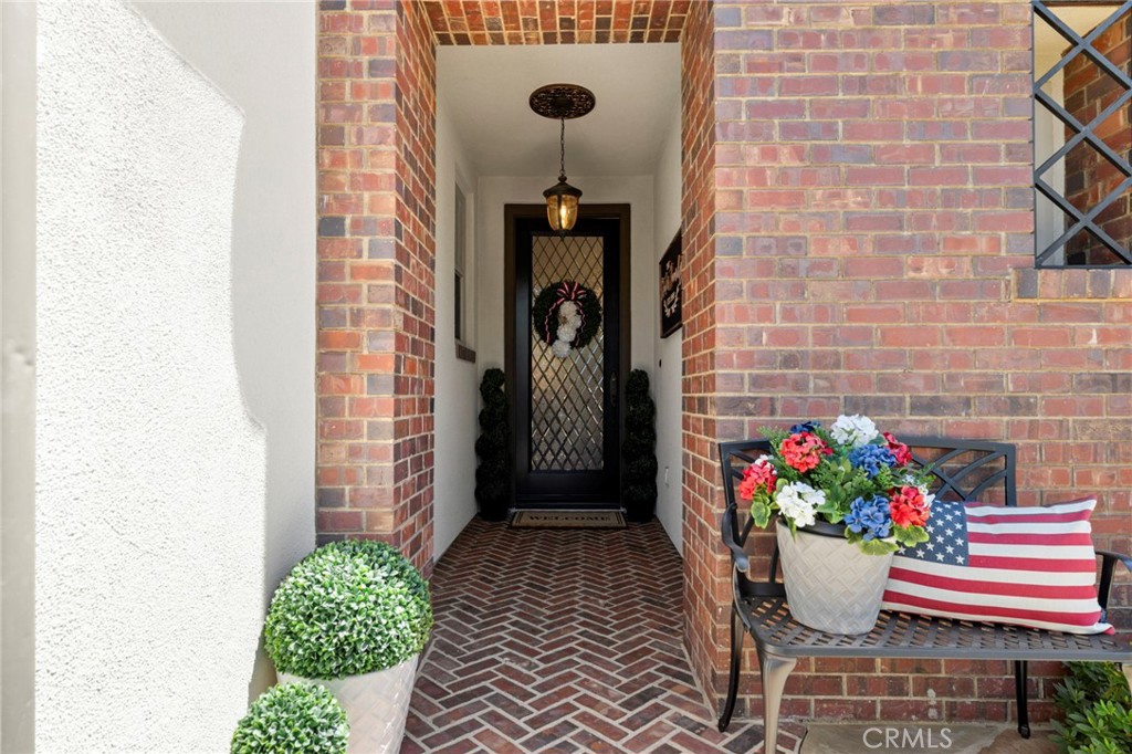 Herringbone brick entry - 10 Jenny, Ladera Ranch CA 92694 - photo 3