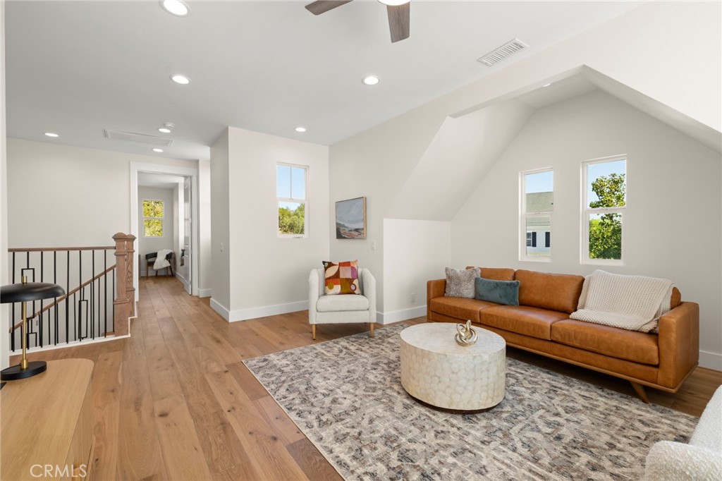 Loft or 5th bedroom option - 11 Patina Lane, Ladera Ranch CA 92694 - photo 29