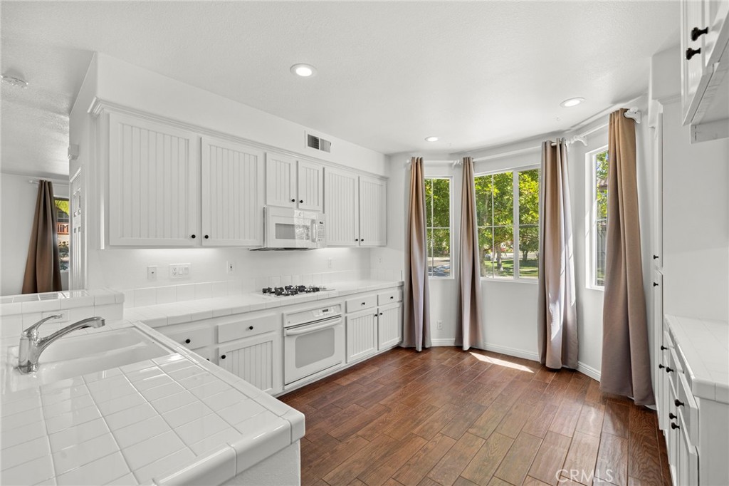 12 Danbury, Ladera Ranch CA 92694 - photo 6