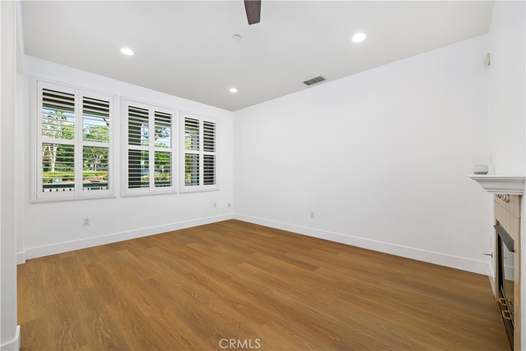 Plantation Shutters elevate the space ~ - 123 Sklar 37, Ladera Ranch CA 92694 - photo 5