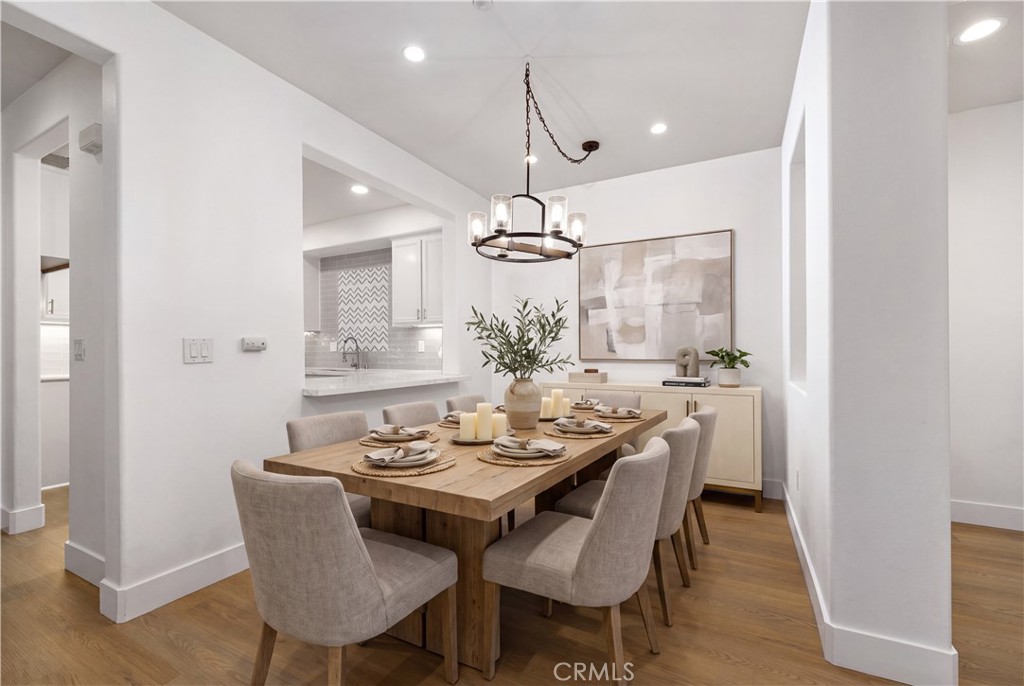 Dining room ~ virtually staged - 123 Sklar 37, Ladera Ranch CA 92694 - photo 7