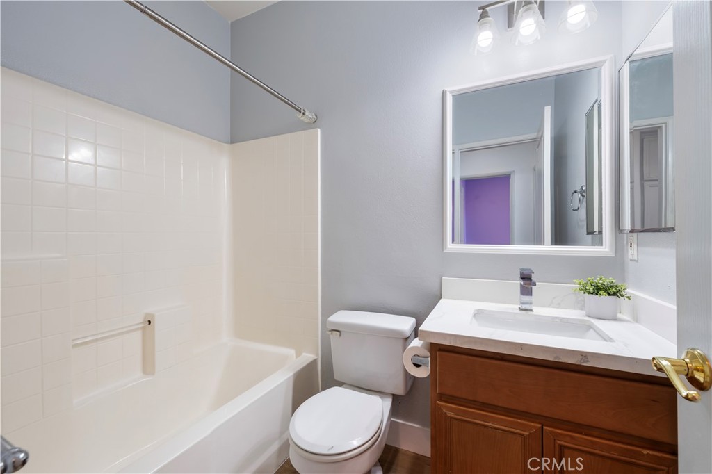 Seconday bathroom ~ - 123 Sklar 37, Ladera Ranch CA 92694 - photo 29