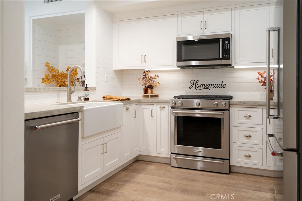 14 Bayley, Ladera Ranch CA 92694 - photo 8