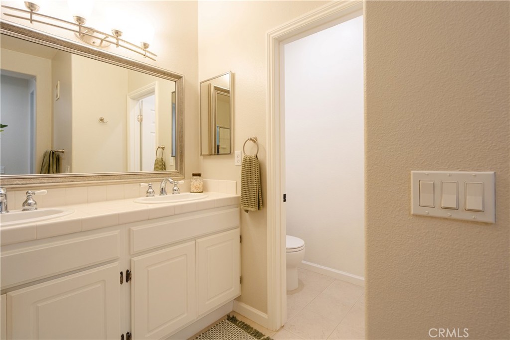 14 Bayley, Ladera Ranch CA 92694 - photo 20