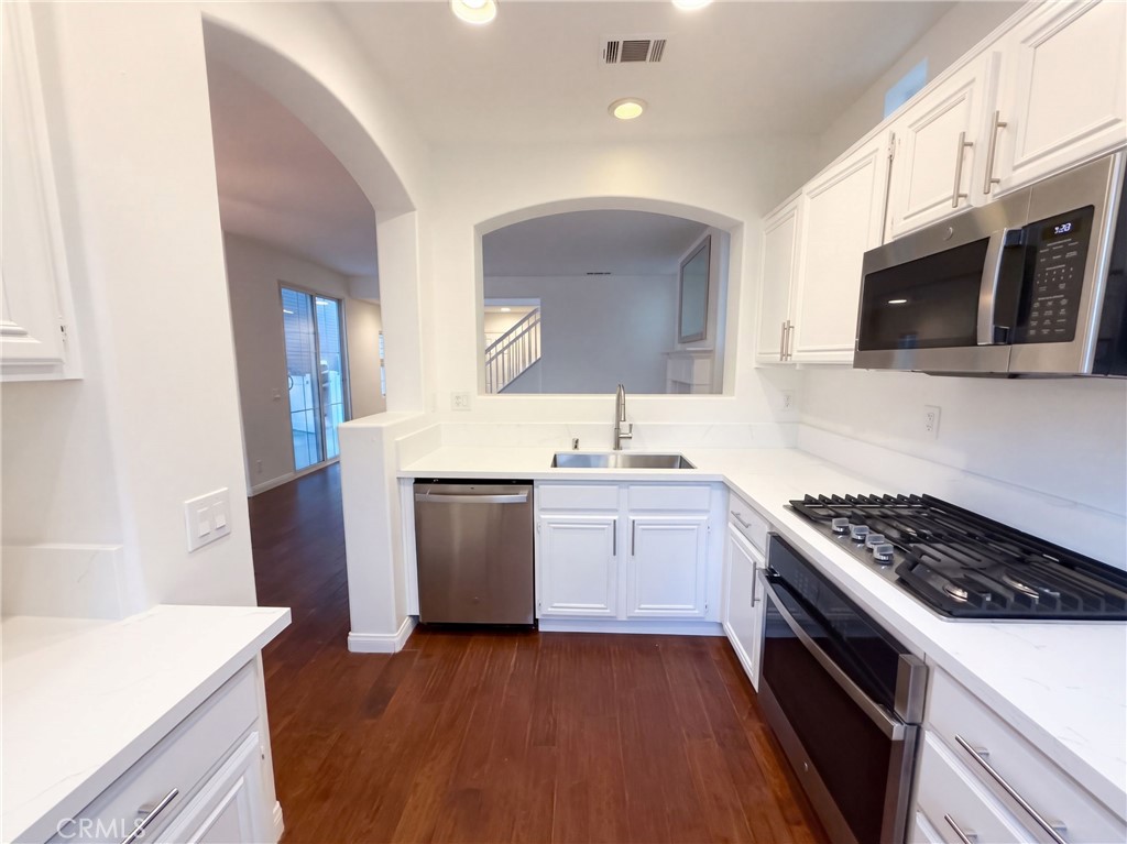 15 Honey Tree Farm, Ladera Ranch CA 92694 - photo 6