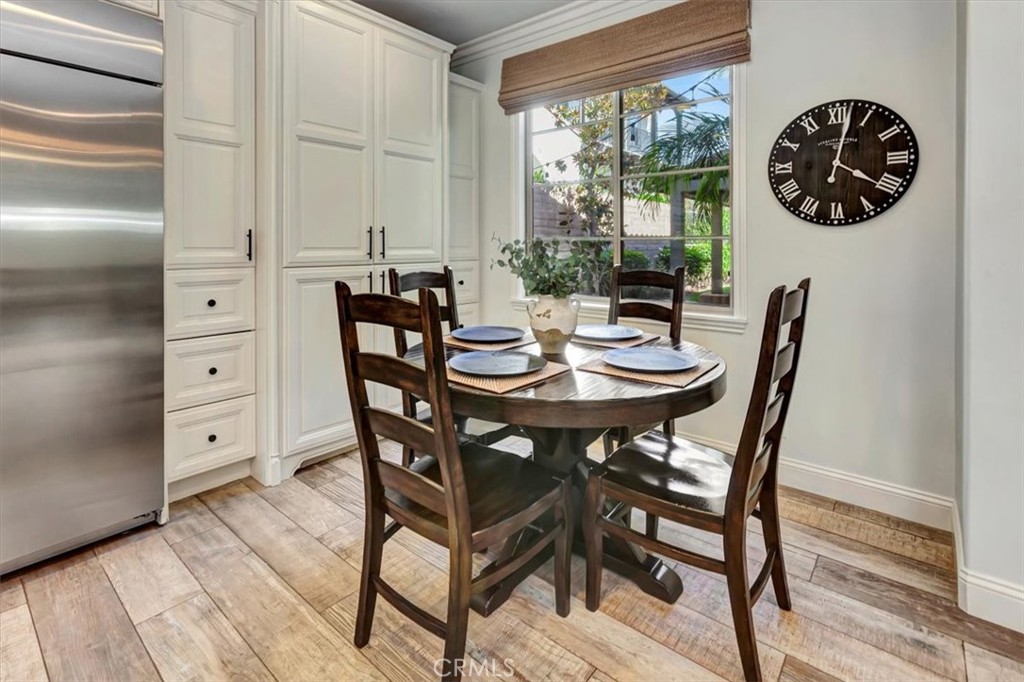 Breakfast nook with view into the side yard. - 15 Julia Street, Ladera Ranch CA 92694 - photo 23
