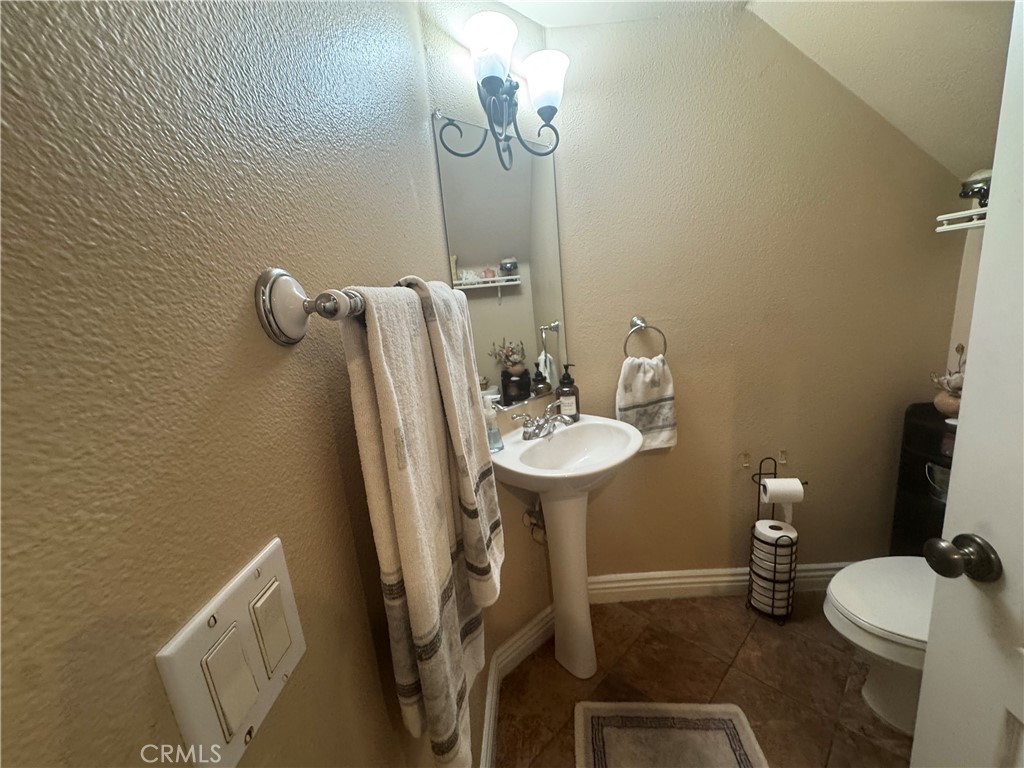 Down stairs bathroom - 16 Bower Lane, Ladera Ranch CA 92694 - photo 29