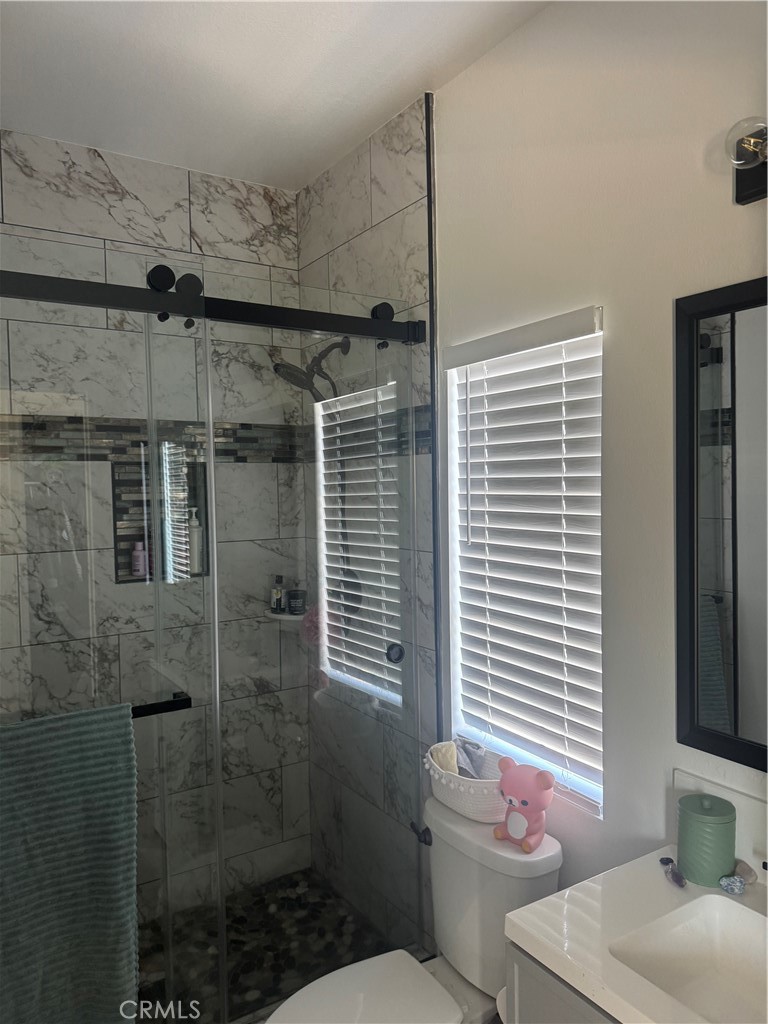 bath for Bed 5 - 16 Bower Lane, Ladera Ranch CA 92694 - photo 31
