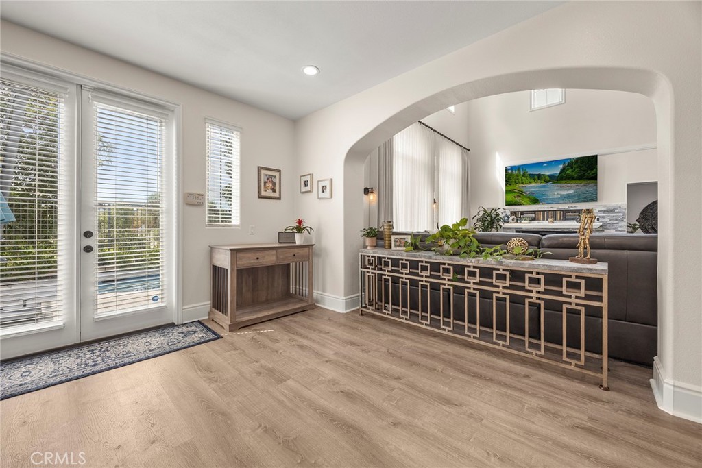 Flexible area for additional dining. - 16 Kempton Lane, Ladera Ranch CA 92694 - photo 22