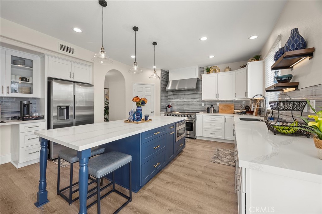 Kitchen area with views to backyard. - 16 Kempton Lane, Ladera Ranch CA 92694 - photo 29