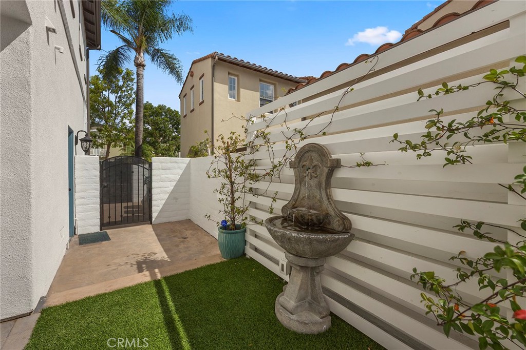 Side patio off formal dining room. - 16 Kempton Lane, Ladera Ranch CA 92694 - photo 57