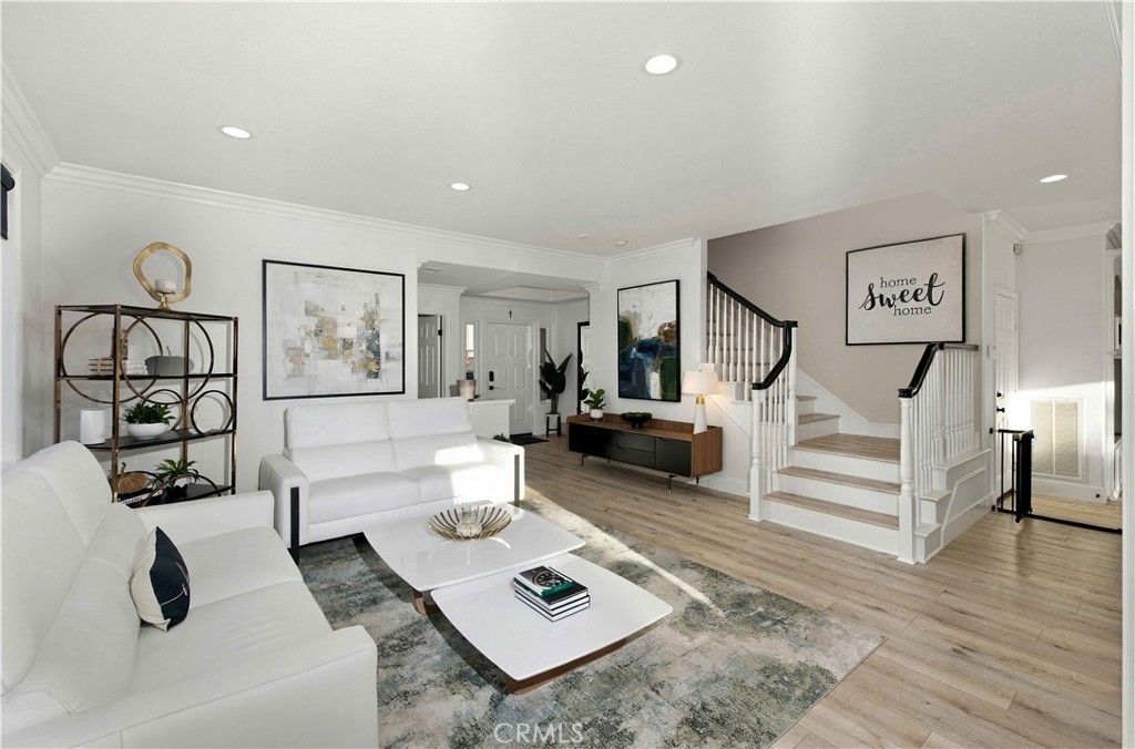 Entrance and living room - 17 Sutherland Drive, Ladera Ranch CA 92694 - photo 2