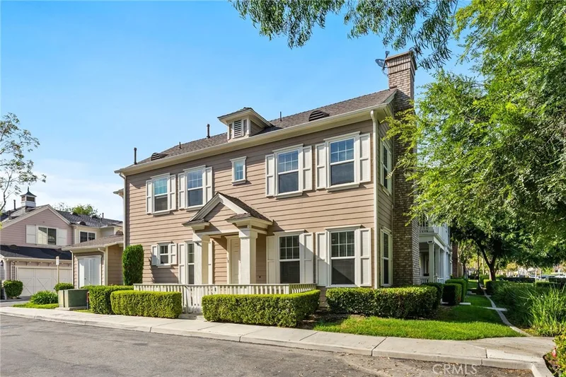 18 Attleboro, Ladera Ranch, CA 92694