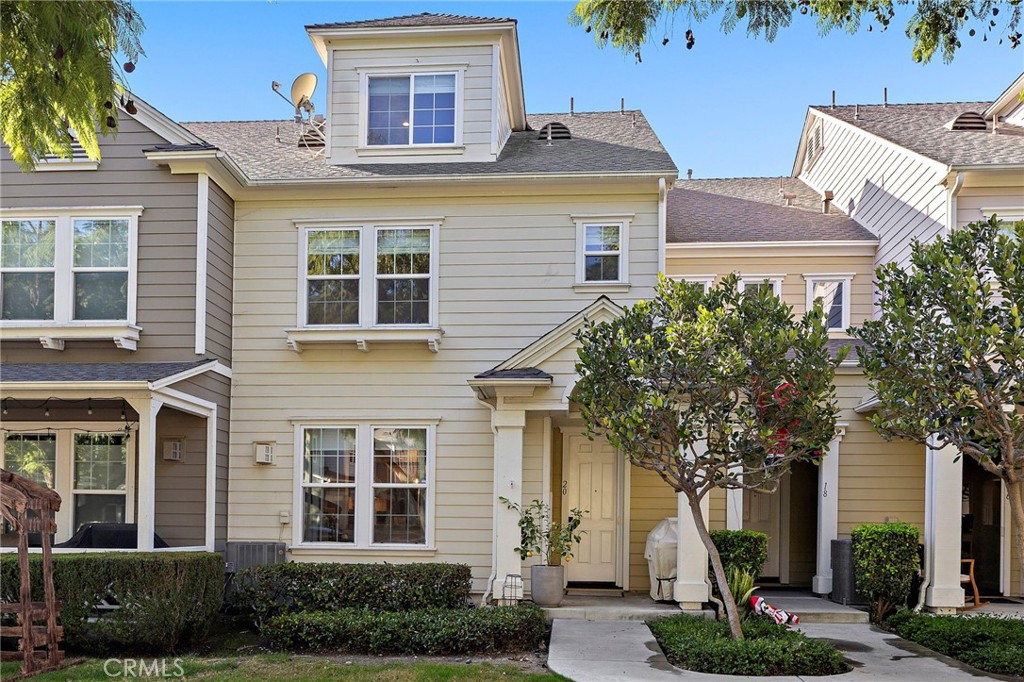 20 Bayley, Ladera Ranch CA 92694 - photo 1