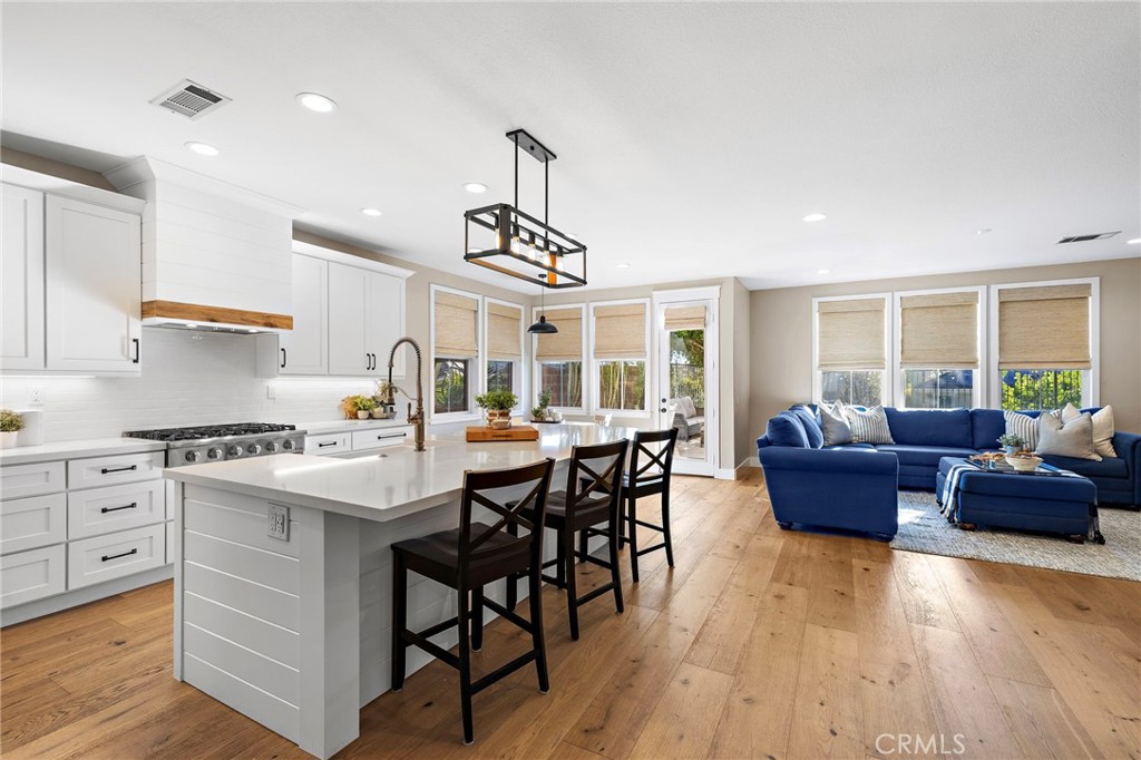 eat in kitchen - 29 Bushwood, Ladera Ranch CA 92694 - photo 5