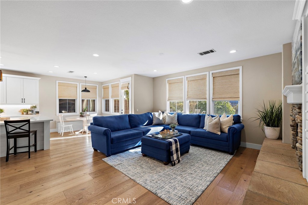 familyroom - 29 Bushwood, Ladera Ranch CA 92694 - photo 8