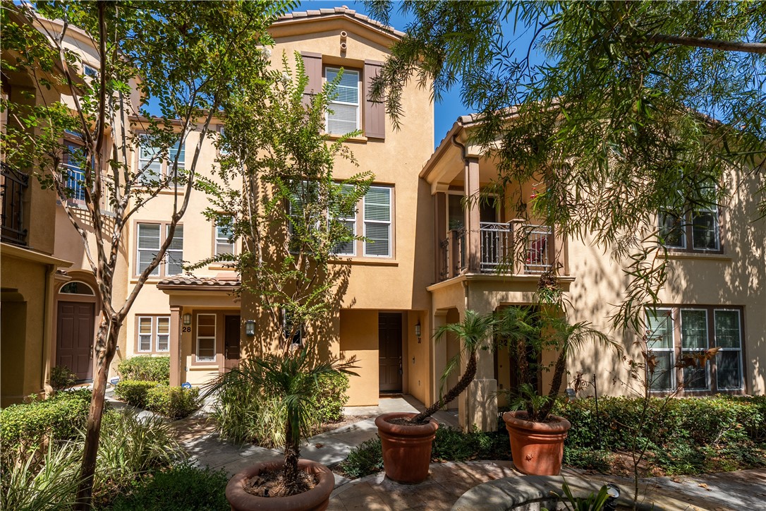Townhouse style condominium beautifully nestled in a tree-lined courtyard - 30 Marcilla, Ladera Ranch CA 92694 - photo 28
