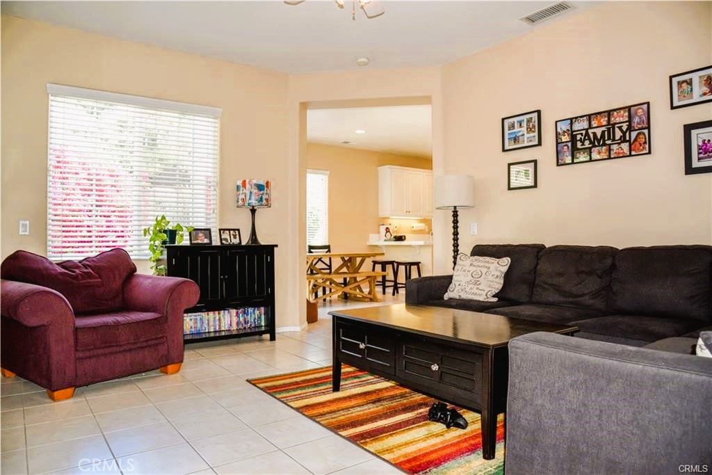 31 Fieldhouse, Ladera Ranch CA 92694 - photo 2