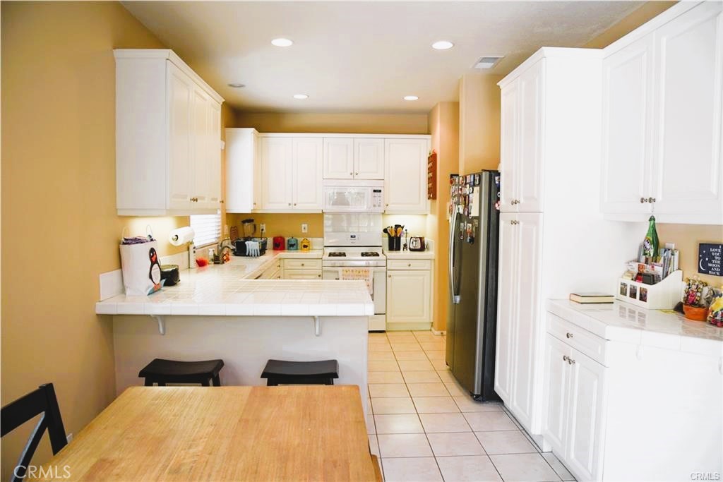 31 Fieldhouse, Ladera Ranch CA 92694 - photo 3