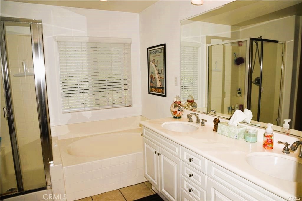 31 Fieldhouse, Ladera Ranch CA 92694 - photo 6