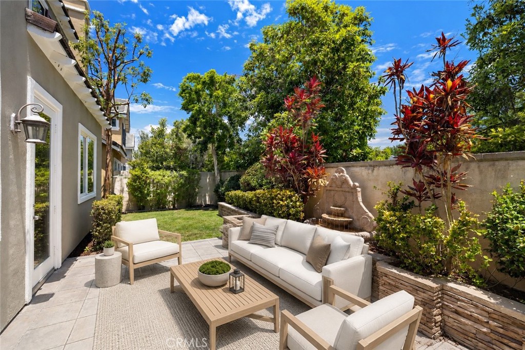 32 Baudin, Ladera Ranch CA 92694 - photo 2