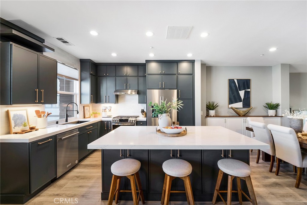 Kitchen - 34 Clifford Ln, Ladera Ranch CA 92694 - photo 20