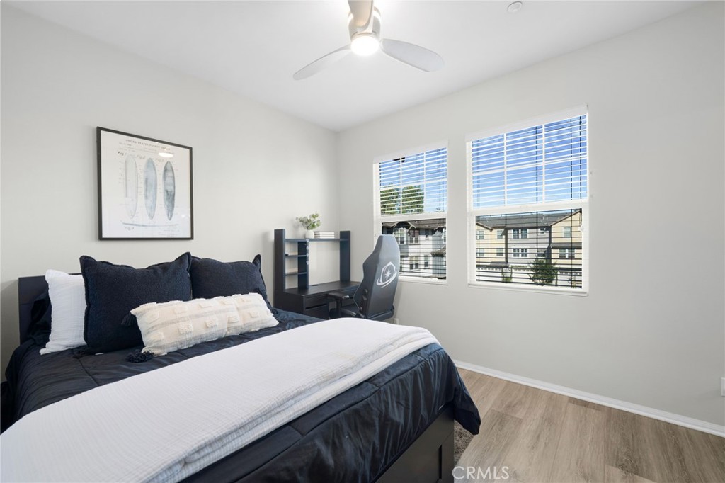 Second en-suite Bedroom - 34 Clifford Ln, Ladera Ranch CA 92694 - photo 35