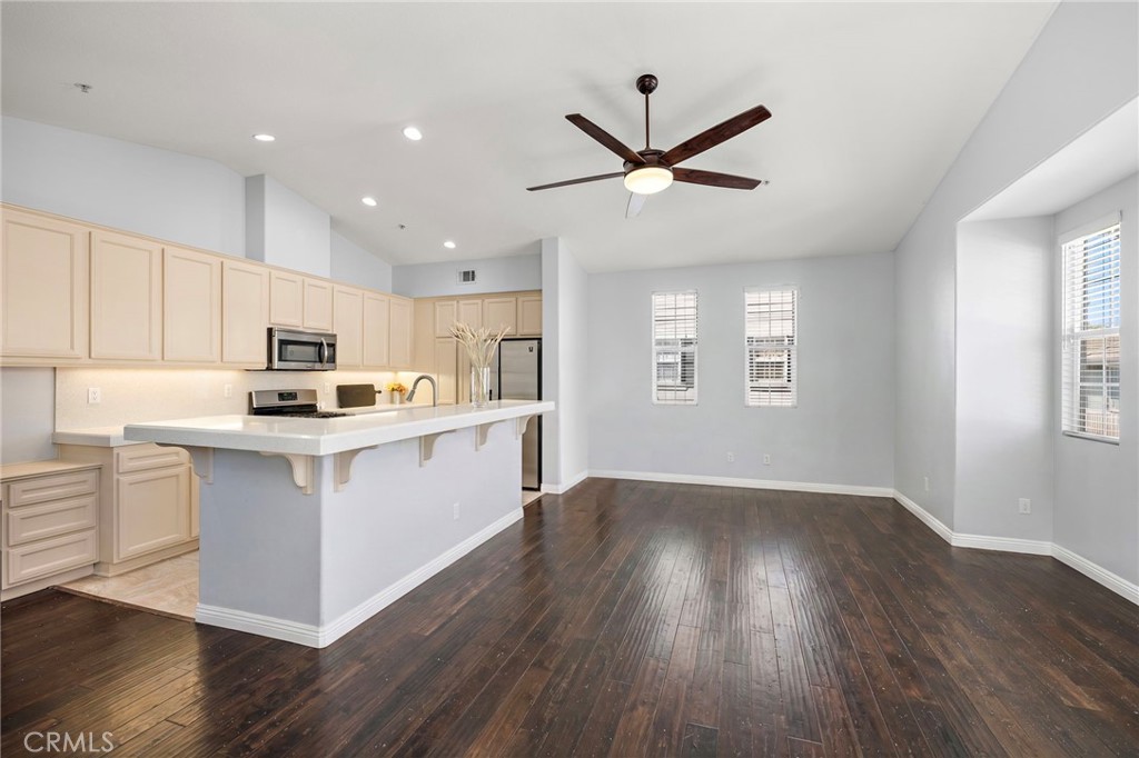 Great Room and Kitchen - 35 St Mays Rd, Ladera Ranch CA 92694 - photo 4
