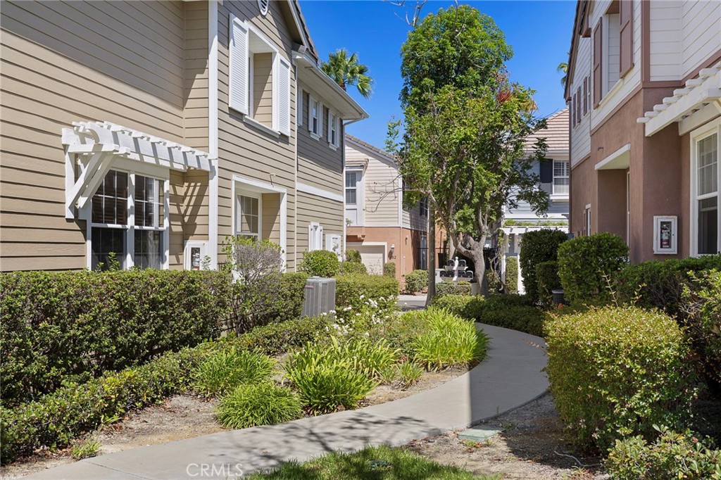 35 St Mays Rd, Ladera Ranch CA 92694 - photo 17