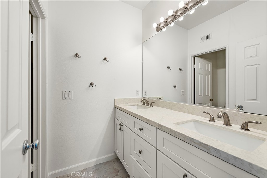 44 Dawnwood, Ladera Ranch CA 92694 - photo 23