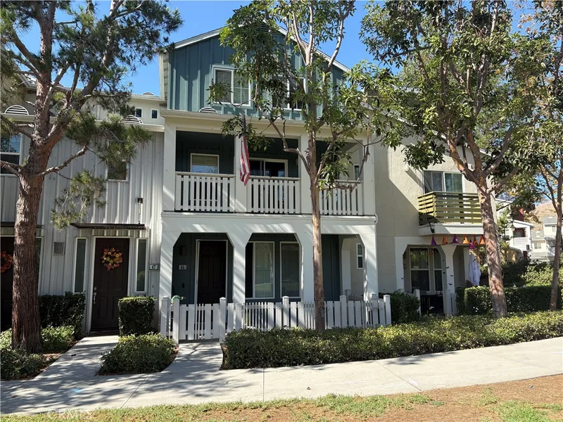 45 Palladium, Ladera Ranch