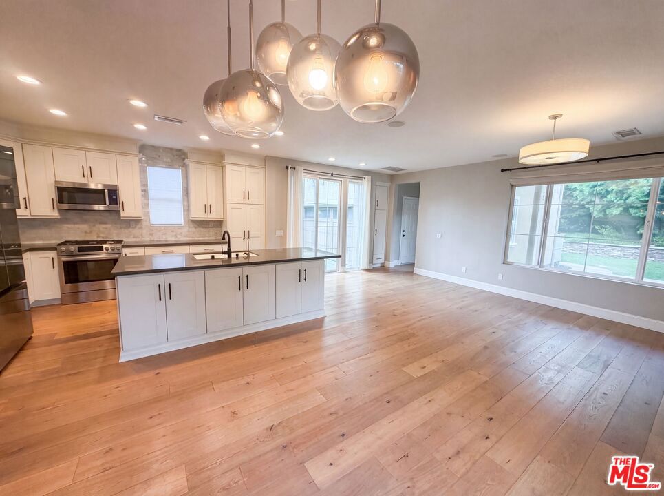 48 Laurelhurst Drive, Ladera Ranch CA 92694 - photo 7