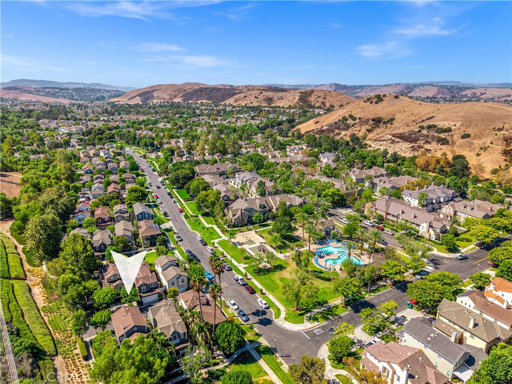 Private location neighbor on one side only - 5 Surrey Farm, Ladera Ranch CA 92694 - photo 39