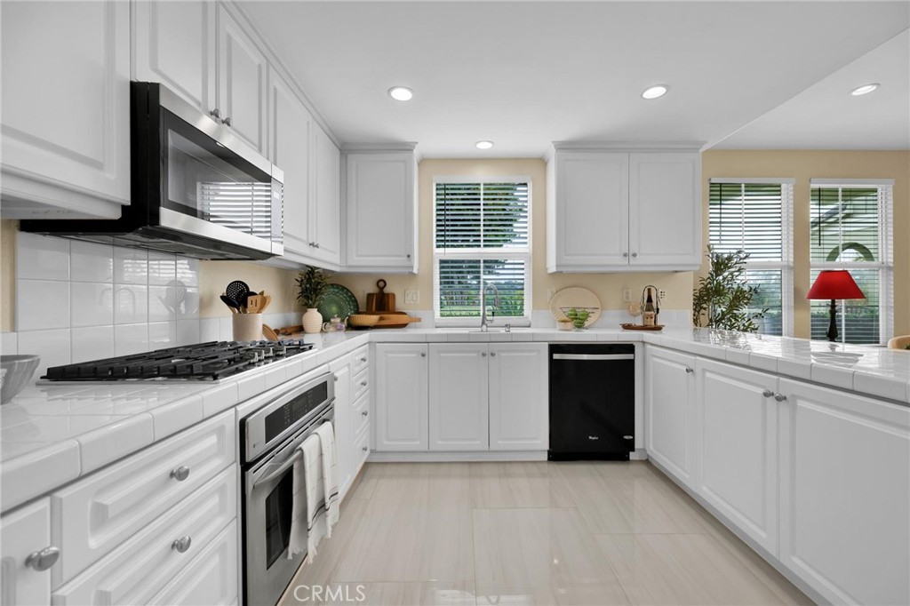 56 Glenalmond, Ladera Ranch CA 92694 - photo 11