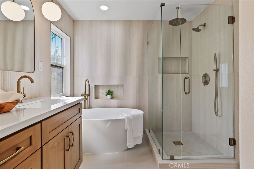 58 Potters Bnd, Ladera Ranch CA 92694 - photo 13